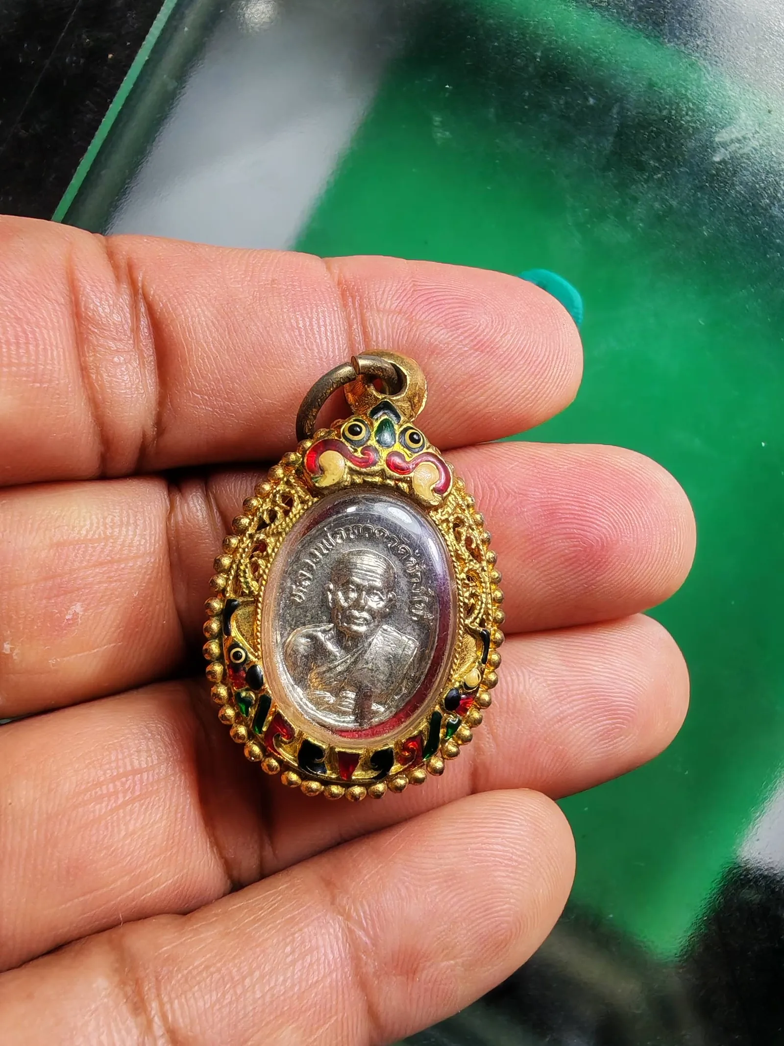 Luang Pu Tuat Medu Taeng Amulet, Wat Chang Hai, B.E. 2522, Alpaca Nickel-Plated Frame — รูปที่ 3