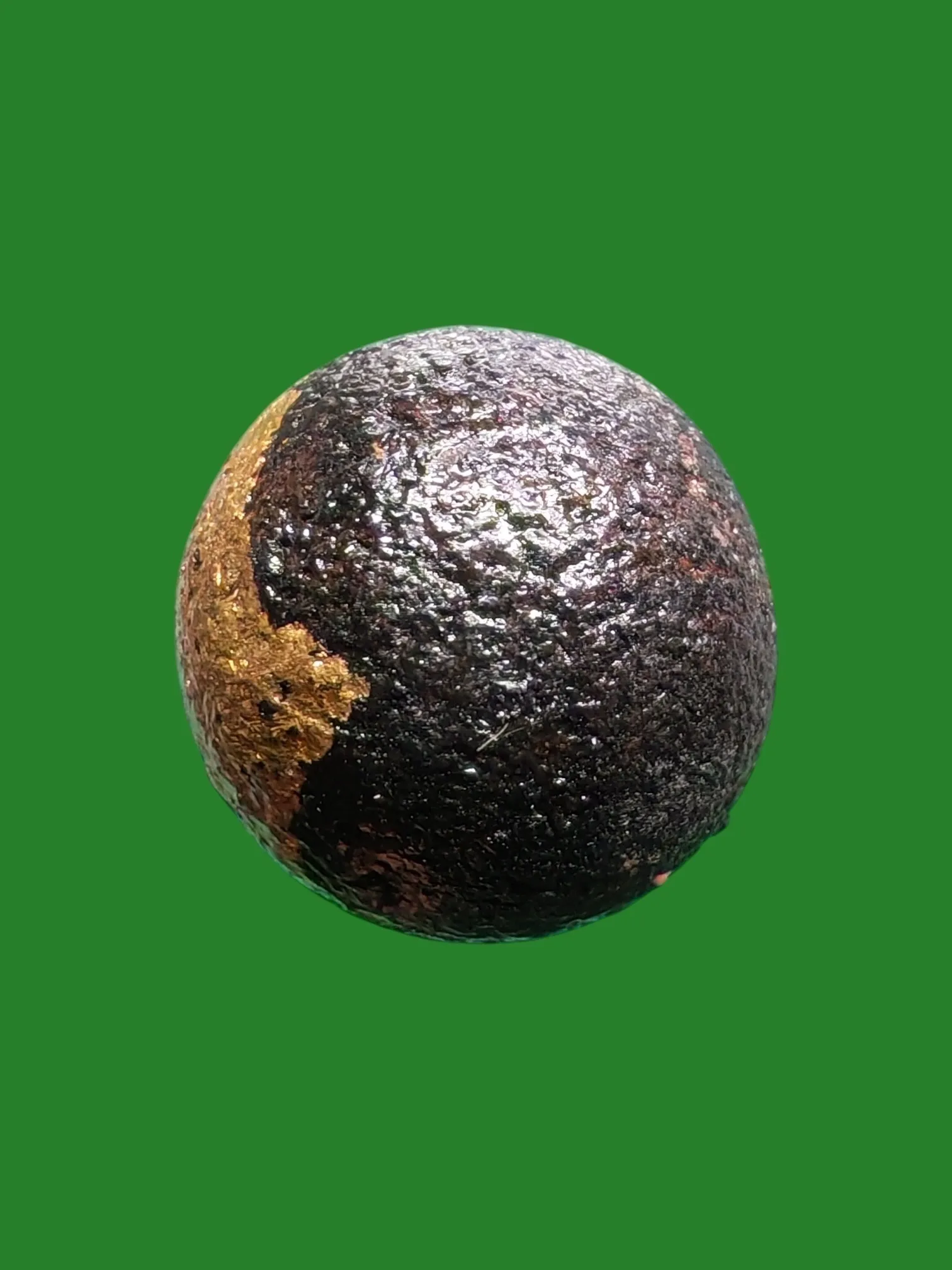 Luk Om Amulet - Wan Chan Mak Paste with Luang Pu Yem Hair Strands, Wat Sam Ngam, Nakhon Pathom, B.E. 2554 — รูปที่ 2