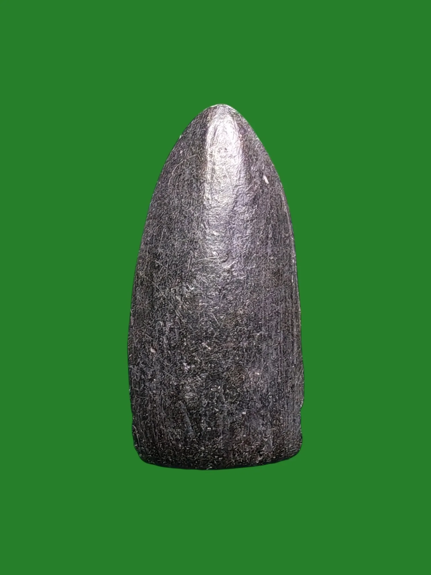 Phra Rod Kruba Into Wat Bun Yuen Phayao B.E. 2512 Black Clay Amulet — รูปที่ 3
