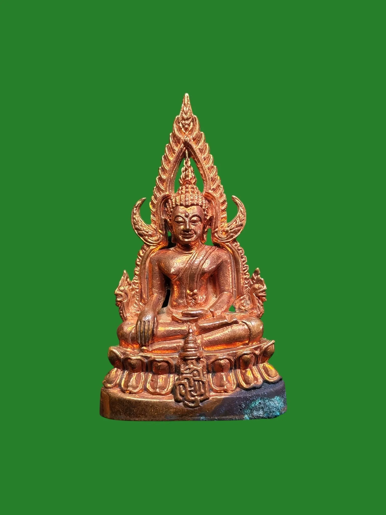 Phra Kring Phra Buddha Chinnarat B.E. 2543 Thong Dok Buab Blessed by Luang Pu Mun